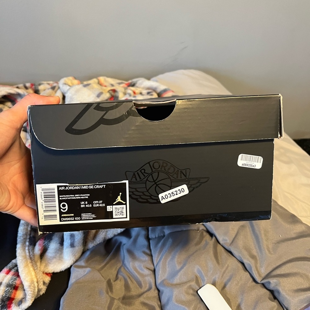 Jordan 1 Mid